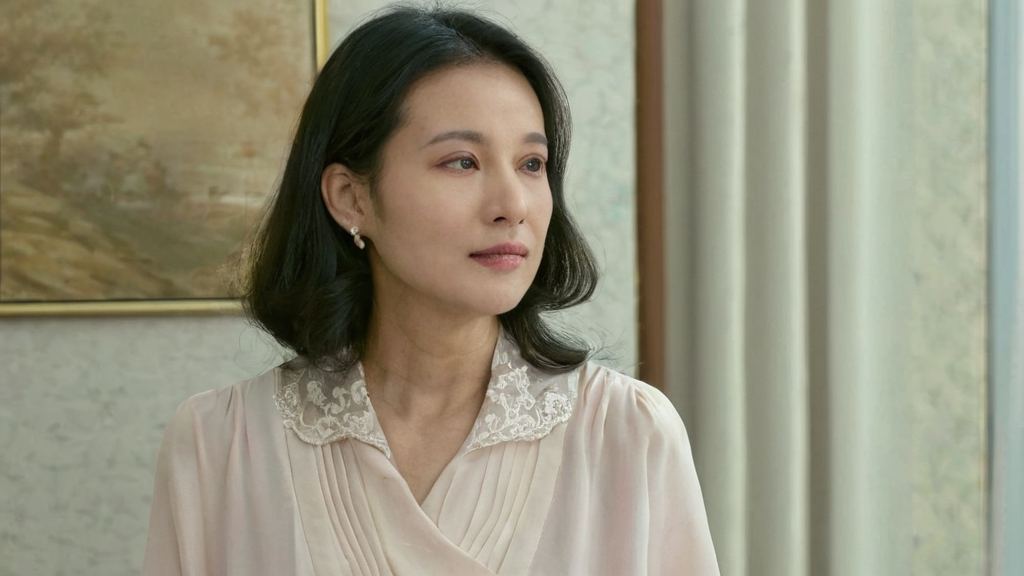 娱乐吃瓜少女背后神秘身份曝光引发甜蜜暴击，粉丝纷纷猜测她的妈妈是谁