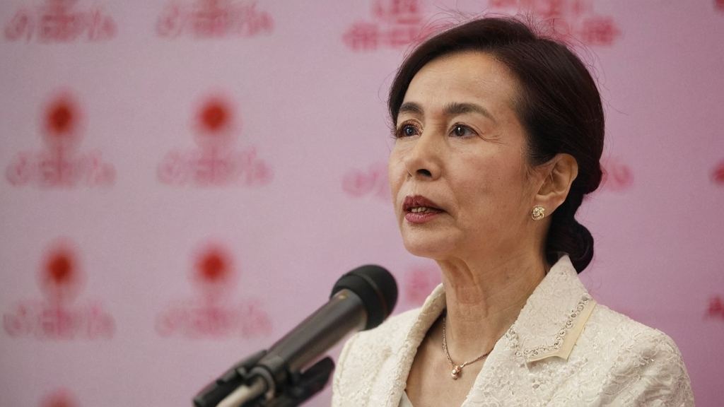 象当你打开一个女明星的衣柜，你有没有对女明星的幕后故事产生兴趣